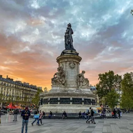 Contemporain Republique - Temple